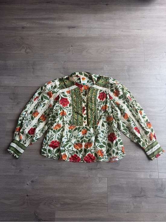 FARM Rio Tops - Farm Rio Garden Tapestry Sand Blouse - size small